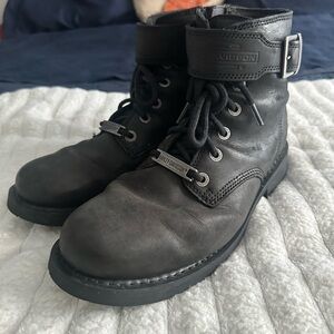 Harley-Davidson Black Boots Rugged Leather Design